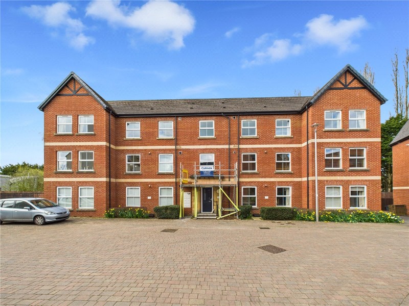 Popham Close, Tiverton, Devon, EX16