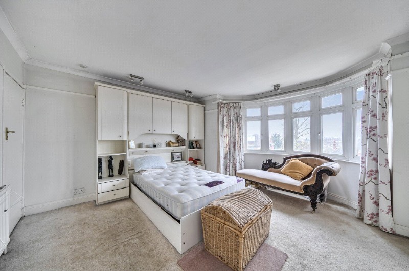 Waddington Way, London, SE19