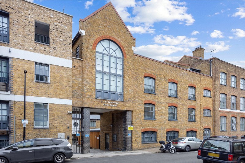 Clyde Square, London, E14