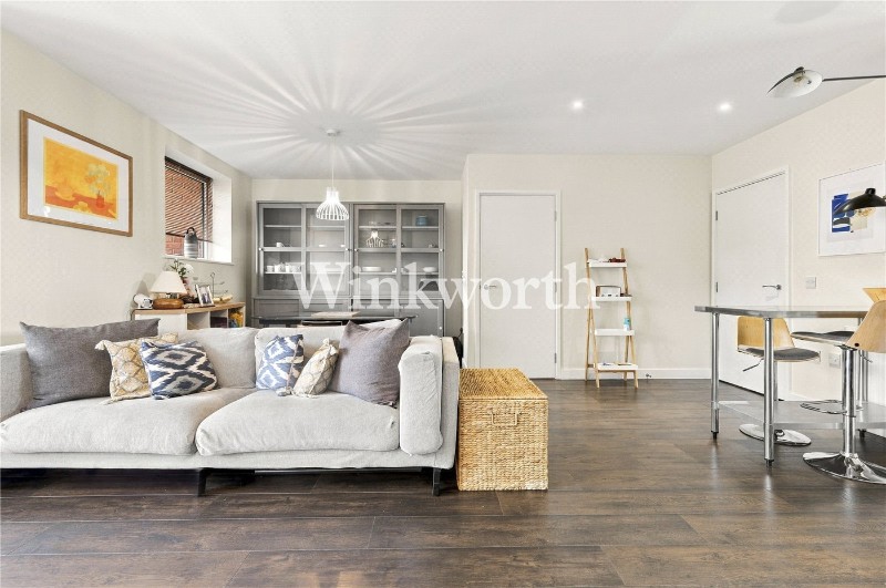 Dovetail Place, Lawrence Road, London, N15