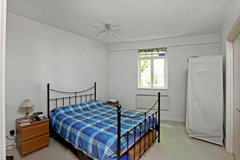 Rosebery Court, London, EC1R