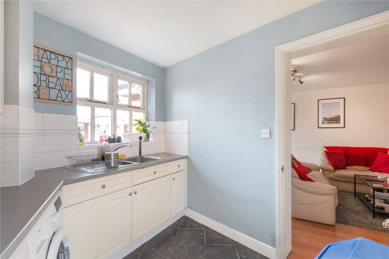 Macmillan Way, London, SW17