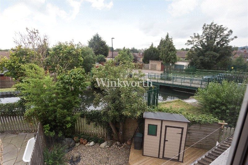 Riverway, London, N13