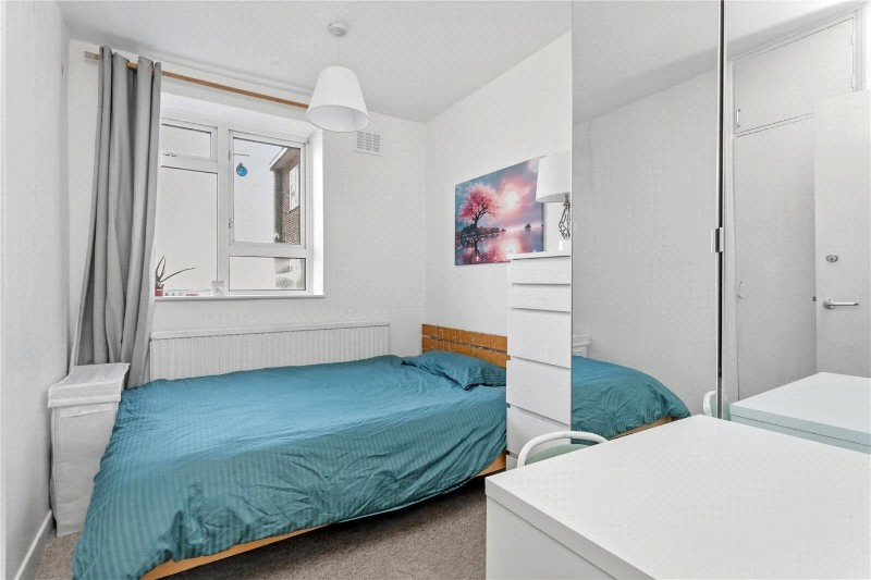 Queen Elizabeth's Close, London, N16
