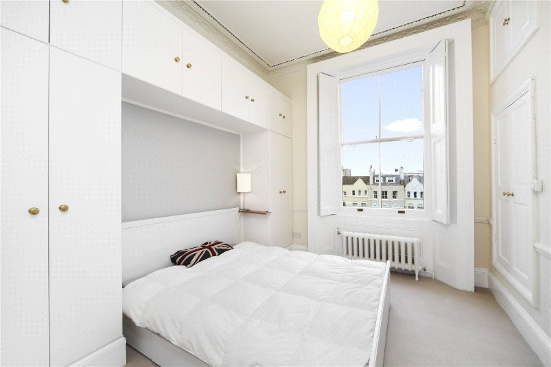 Lansdowne Crescent, London, W11