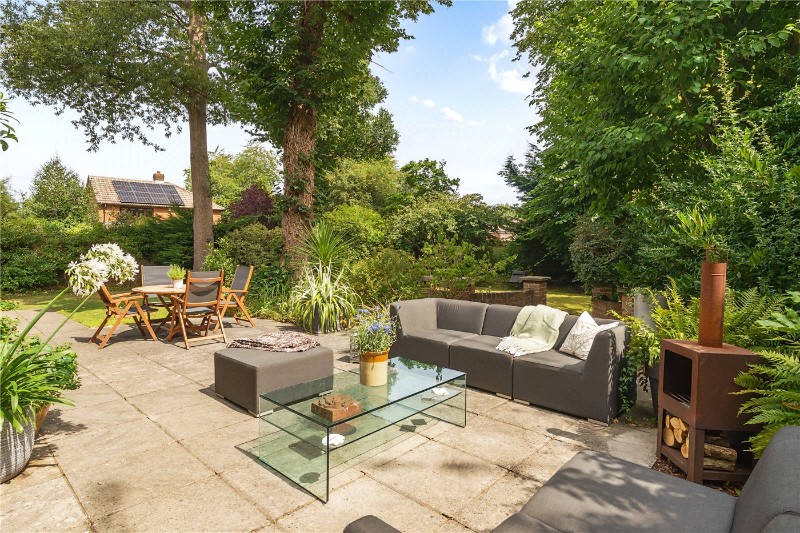 Benett Gardens, Shaw, Newbury, Berkshire, RG14