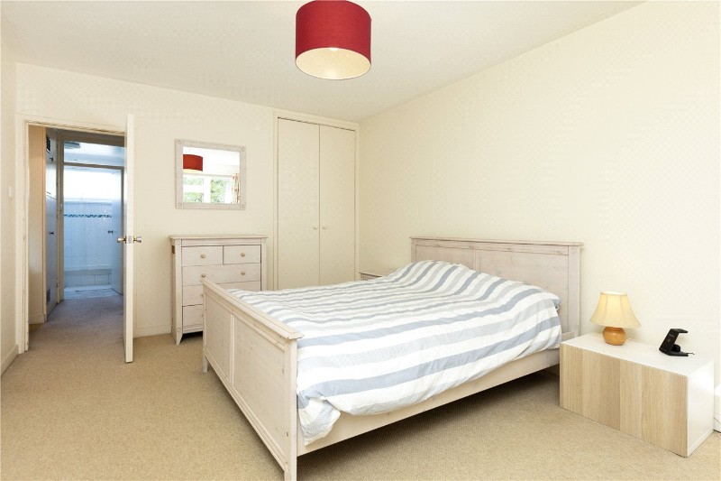 Tragail, Mercier Road, London, SW15