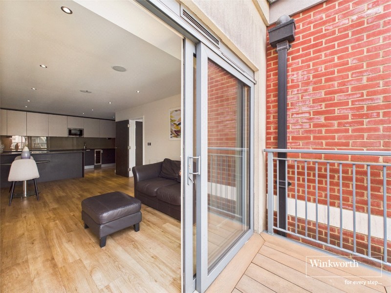 East Drive, London, NW9