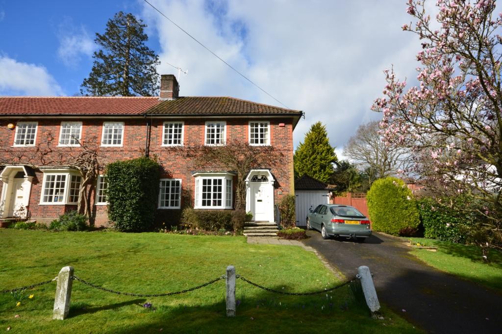 3 bedroom property for sale in Orchards Way, Southampton, Hampshire