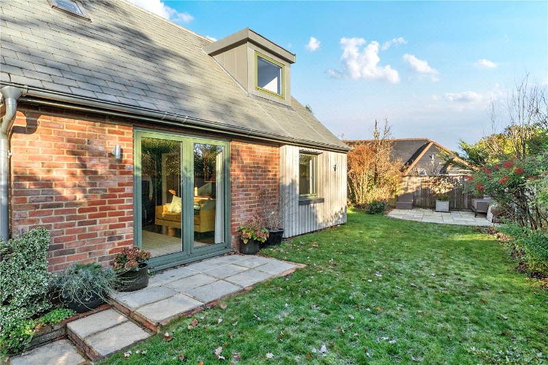 Bat & Ball Lane, Farnham, Surrey, GU10