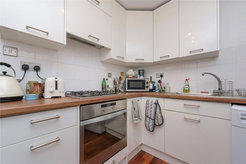 Bathurst Gardens, Kensal Green, London, NW10