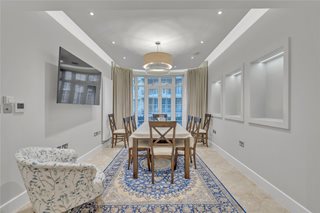 Berkeley Court, Marylebone Road, London, NW1