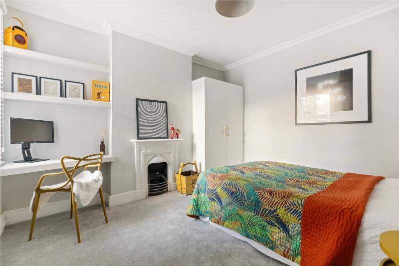 Gilbey Road, London, SW17