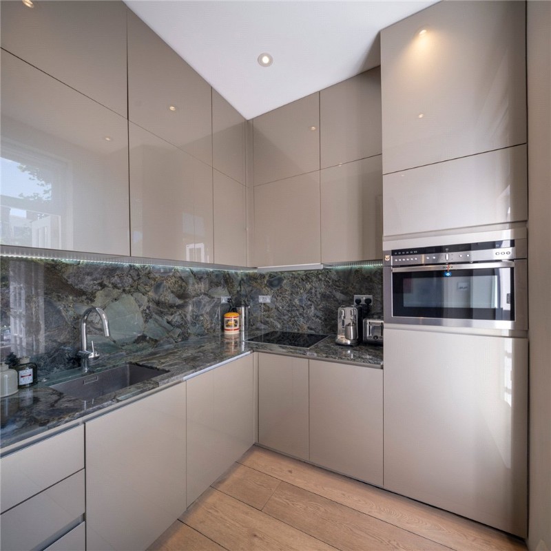 Elgin Avenue, London, W9