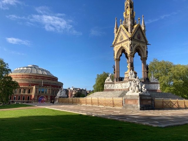 Hyde Park Square, Hyde Park, W2