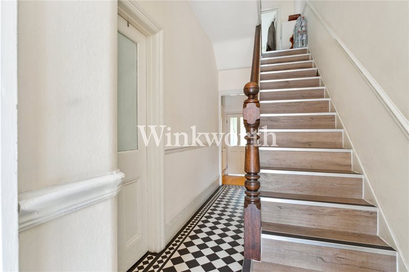 Boundary Road, London, N22