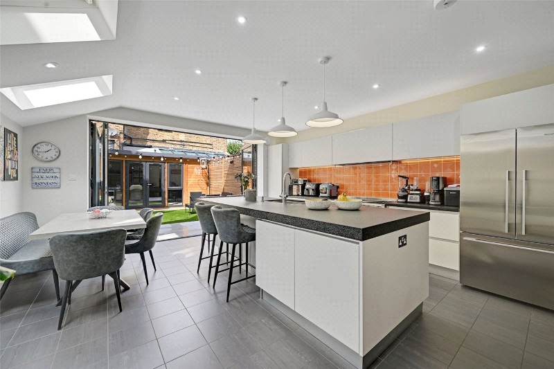 Mortimer Road, London, NW10