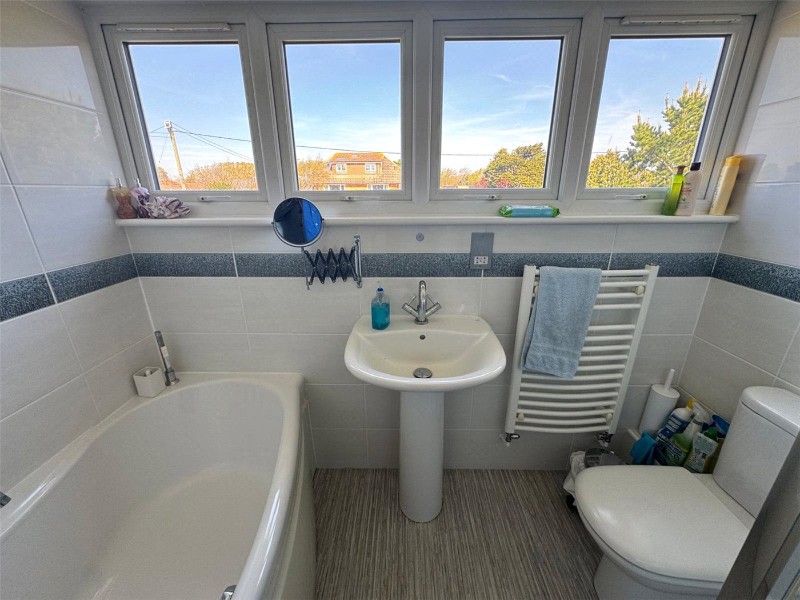 Knowland Drive, Milford on Sea, Lymington, Hampshire, SO41