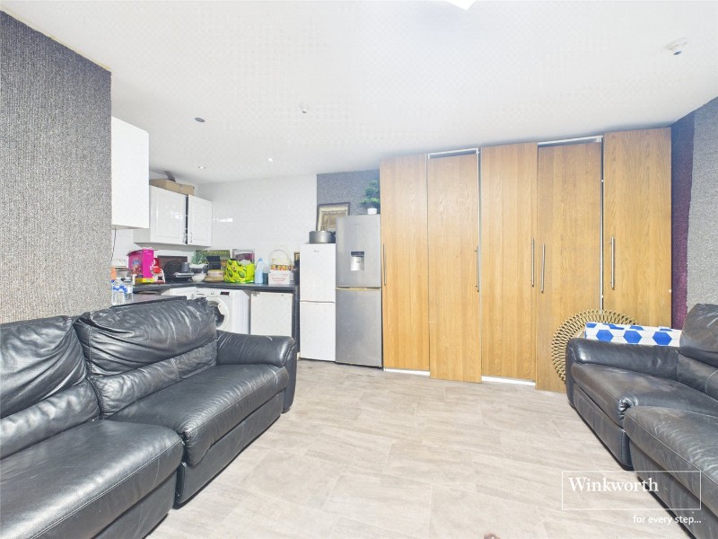 The Greenway, London, NW9