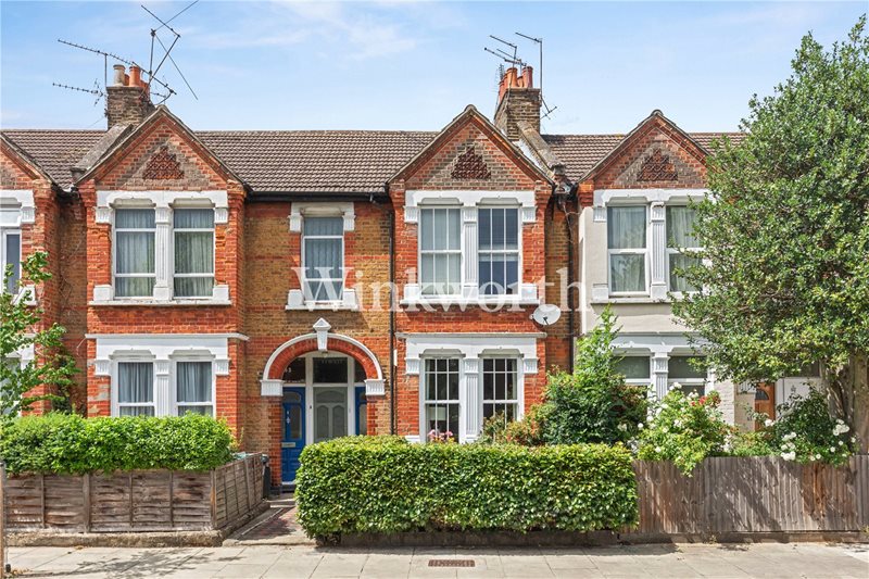 Victoria Crescent, London, N15