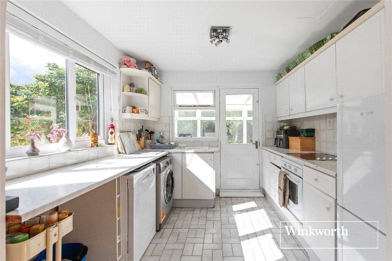 Woodfall Avenue, High Barnet, EN5