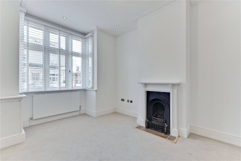 Elmgrove Road, Weybridge, Surrey, KT13
