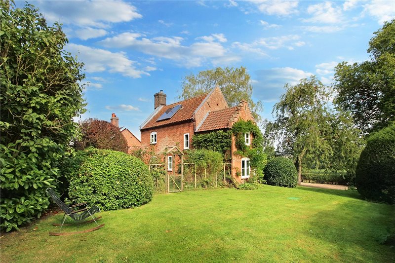 Bath Cottages, Skeets Hill, Shotesham St. Mary, Norwich, NR15