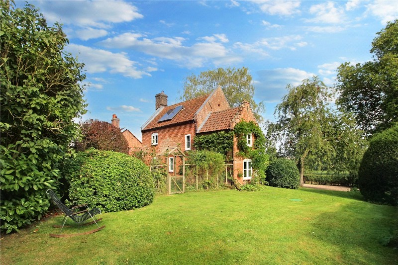 Bath Cottages, Skeets Hill, Shotesham St. Mary, Norwich, NR15