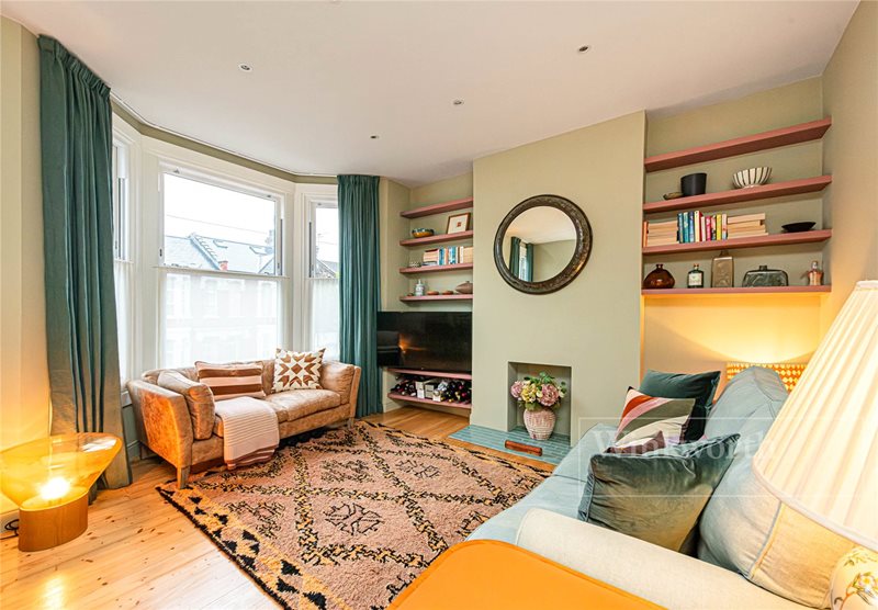 Leighton Gardens, London, NW10