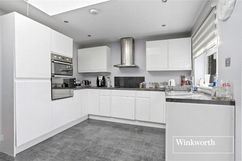 Great North Road, Barnet, EN5