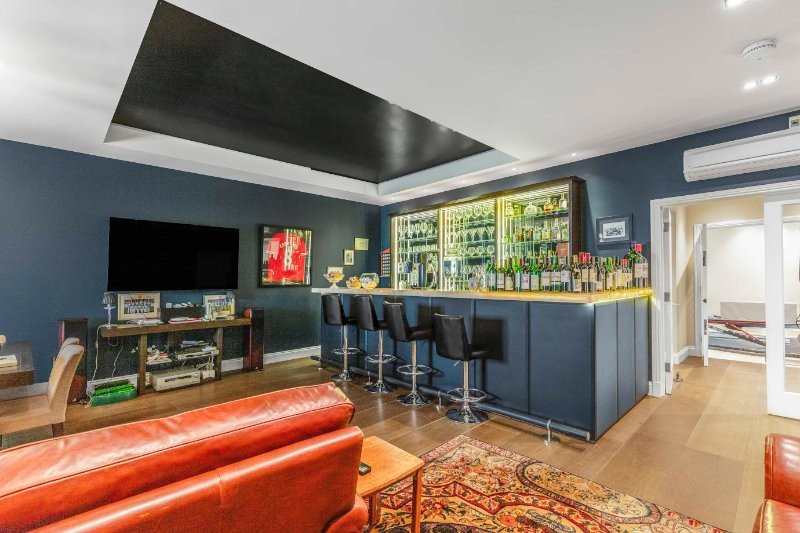 Castelnau, Barnes, London, SW13
