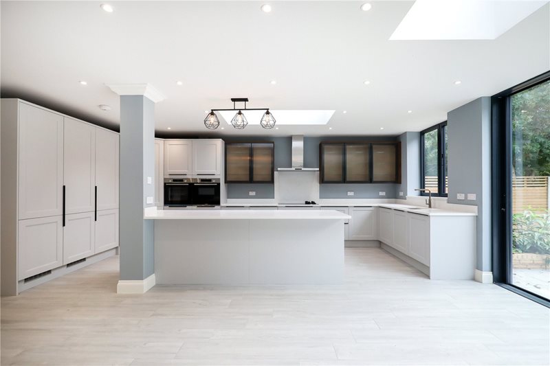 Popes Lane, London, W5