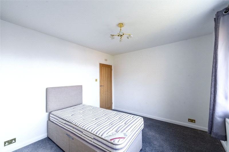 Kingswood Close, Weybridge, Surrey, KT13