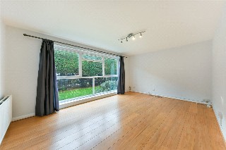 Oxbridge Court, Oxford Road North, Chiswick, W4