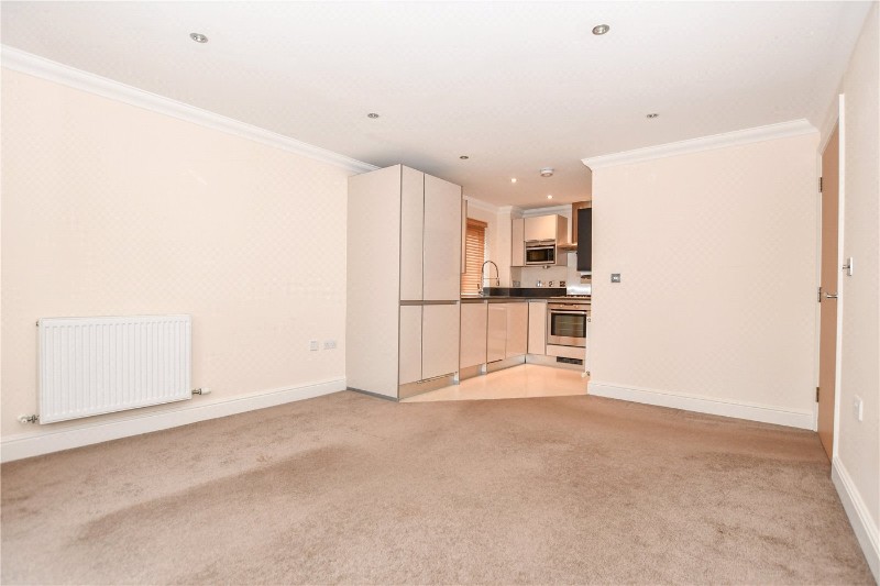 Reading Road, Winnersh, Wokingham, Berkshire, RG41