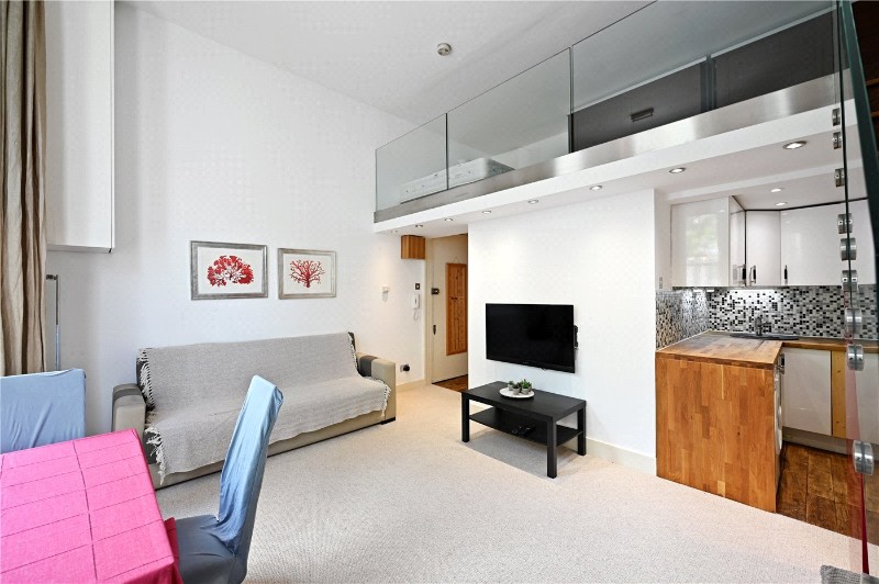 Holland Road, London, W14