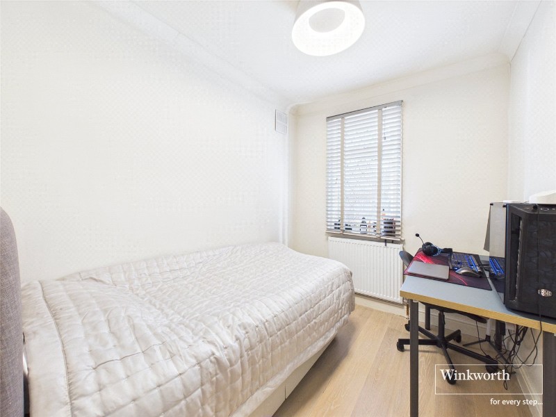 Colin Park Road, London, NW9