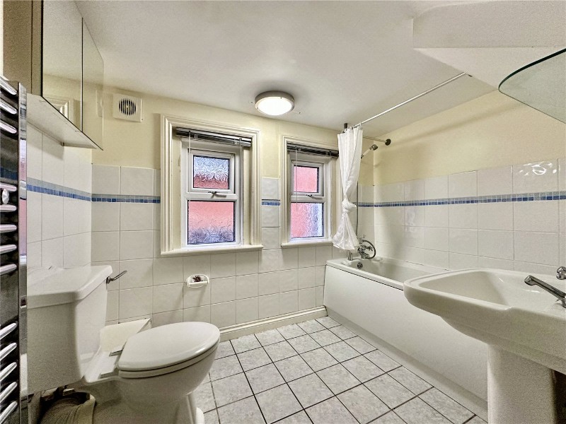 Burnaby Road, Alum Chine, Dorset, BH4