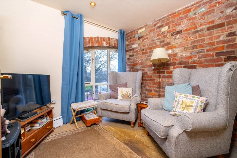 Main Road, Dowsby, Bourne, PE10