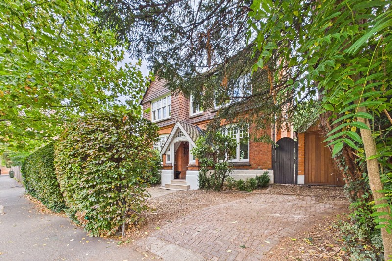 Ambleside Avenue, London, SW16