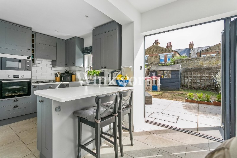 Roslyn Road, London, N15