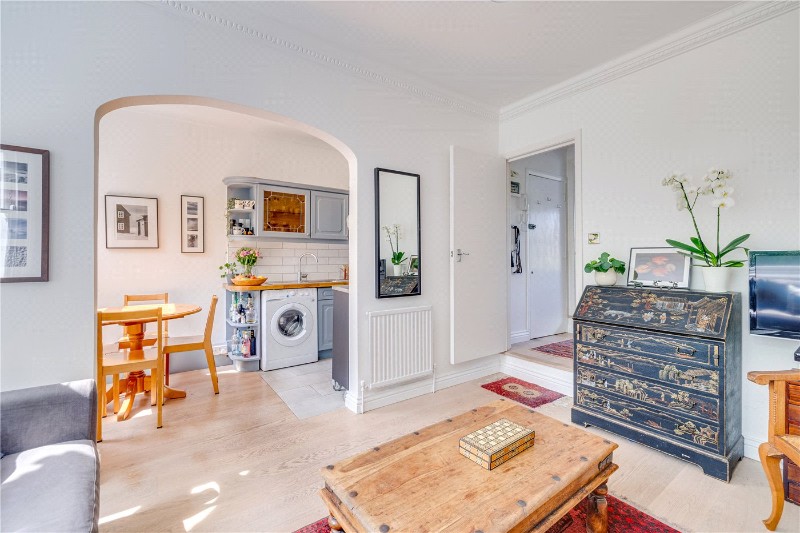 Crondace Road, London, SW6