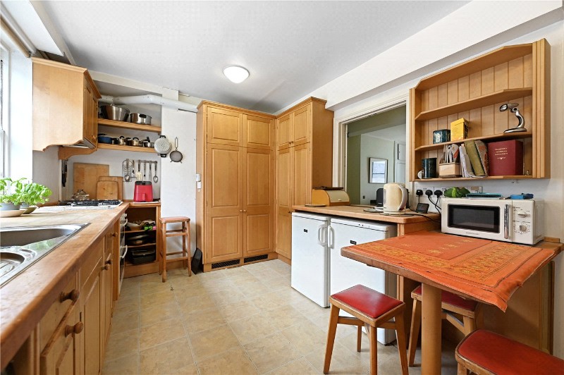 Cope Place, London, W8