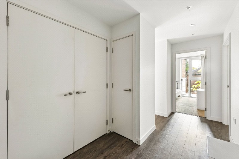 Newnton Close, London, N4