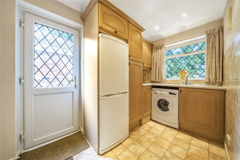 St. Marys Close, Sandhurst, Berkshire, GU47