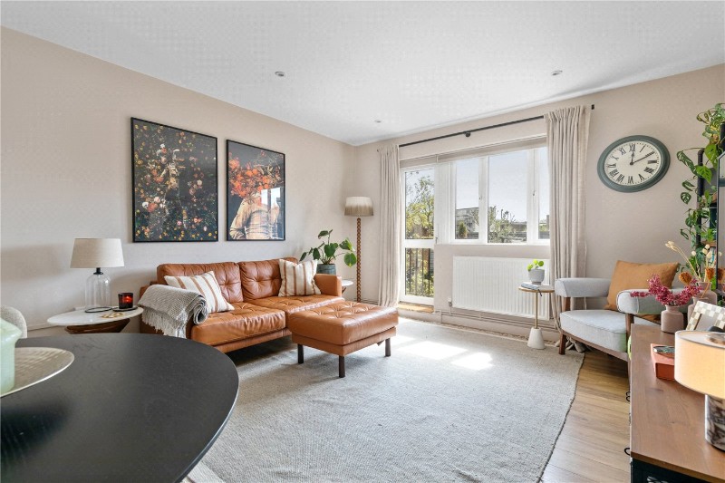 Langdale Close, London, SE17
