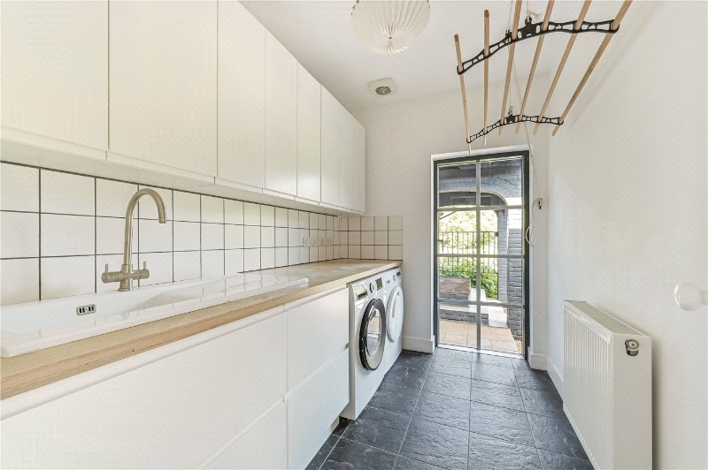 The Tree House, Winchester Road, West Meon, Hampshire, GU32