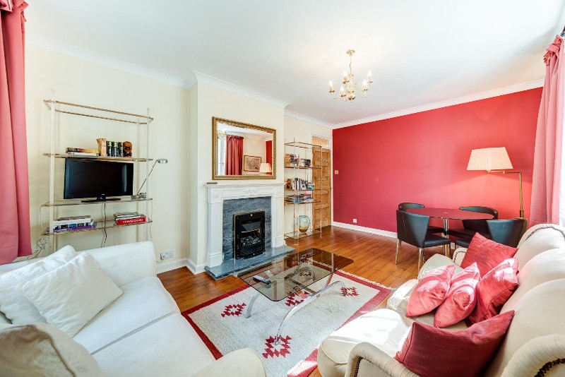 Kennington Lane, London, UK, SE11