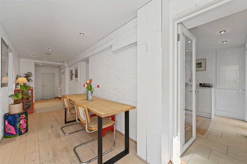 Grove Mansions, Hammersmith Grove, London, W6