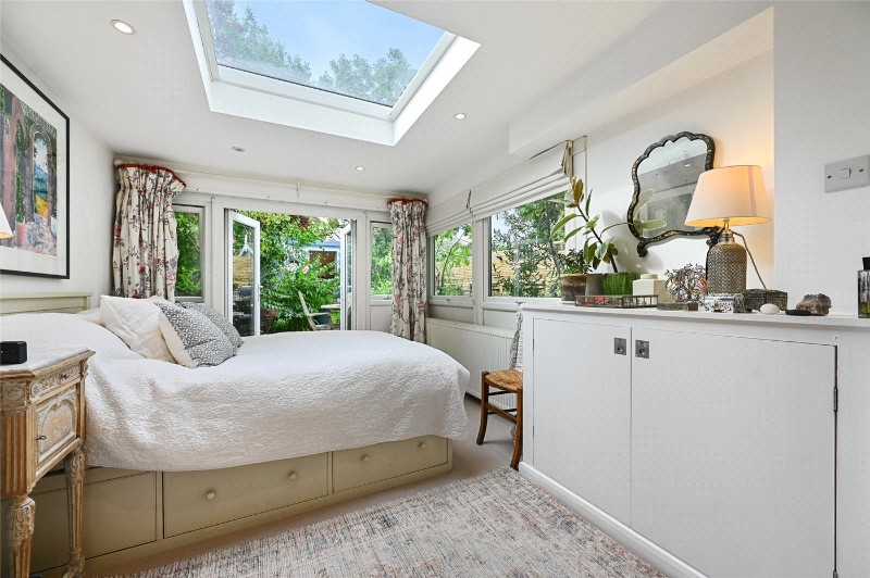 Goldhawk Road, London, W12